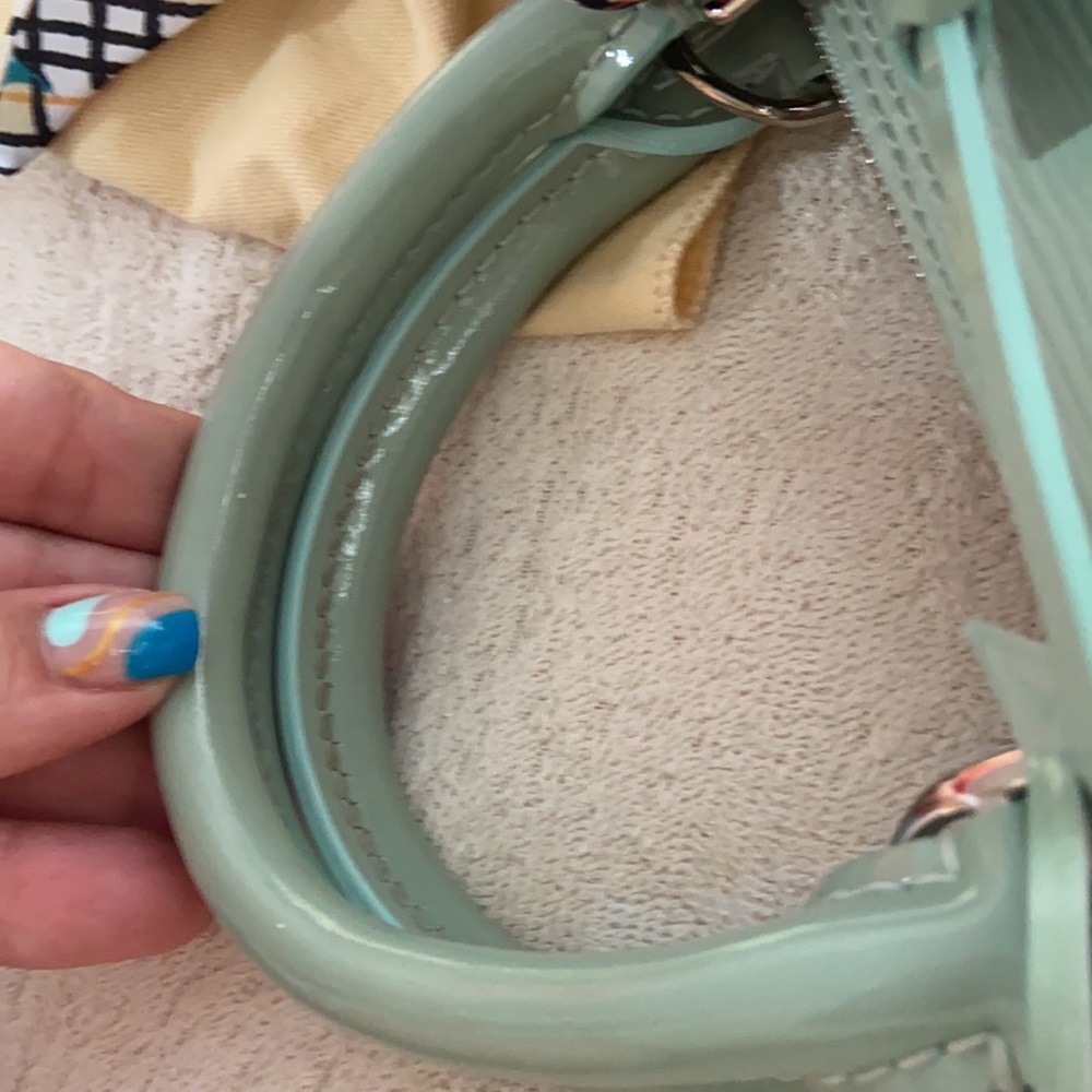 Louis Vuitton Alma PM Sea Foam Green Epi leather - Picture 8 of 11